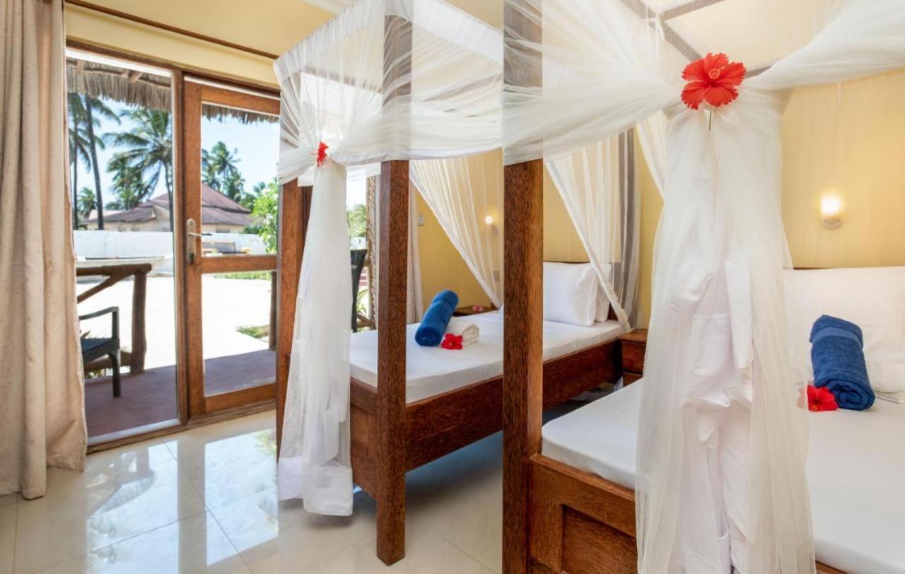 Amber Lodge Pongwe Luaran gambar