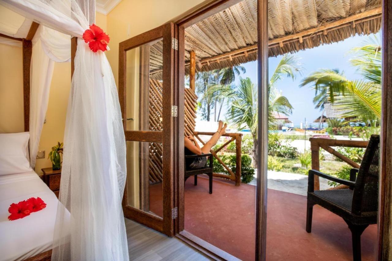 Amber Lodge Pongwe Luaran gambar