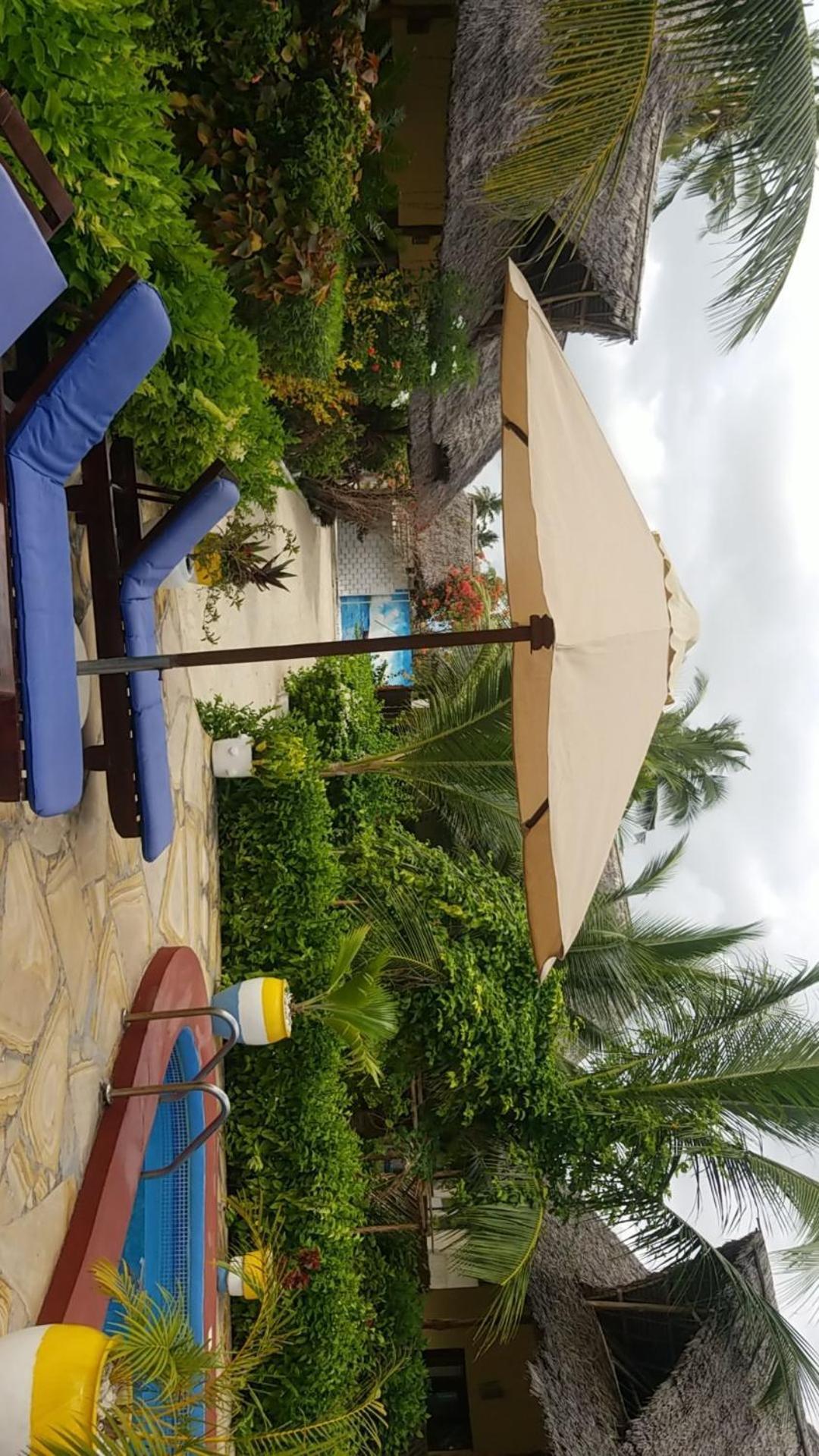 Amber Lodge Pongwe Luaran gambar